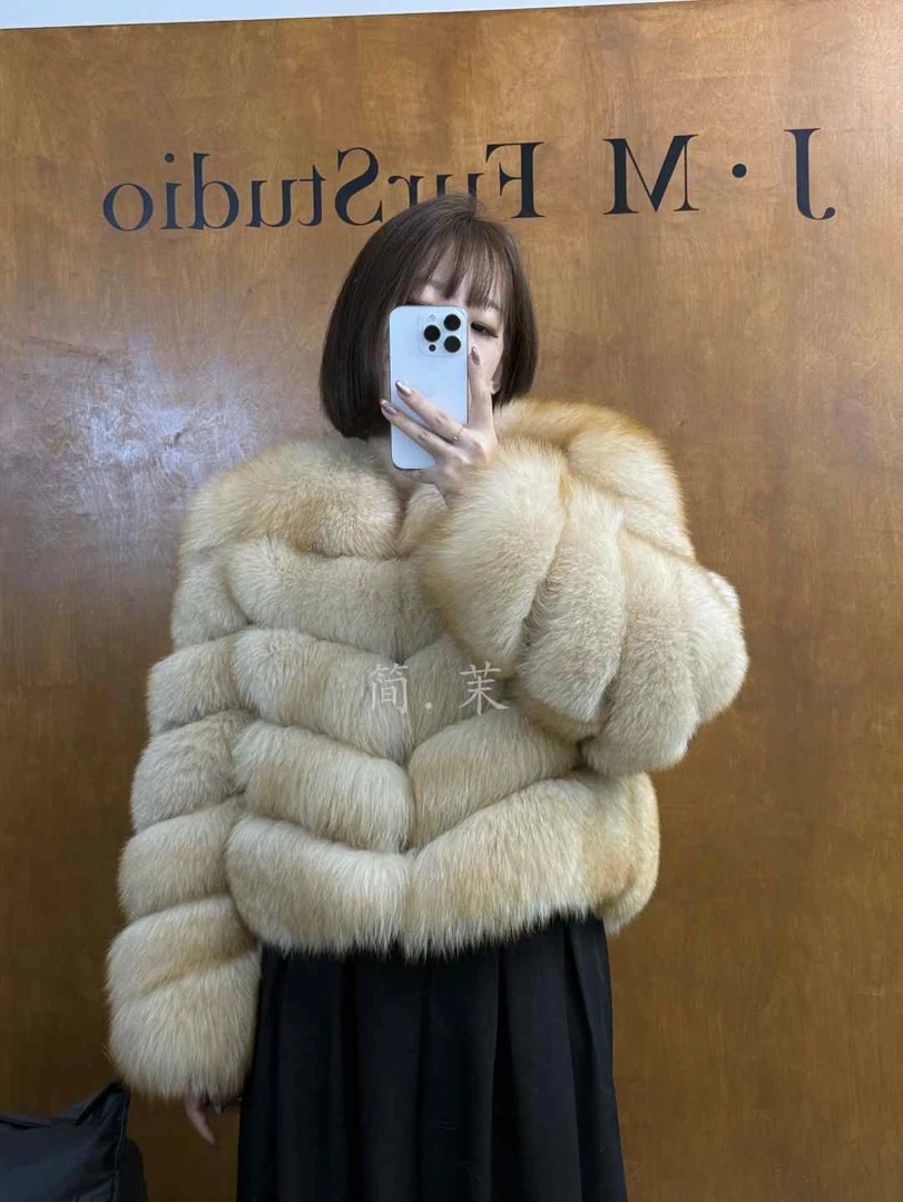 【J.M】小富婆必备.兰狐染色.加皮隔断不臃肿保暖抗风V领外套女装冬