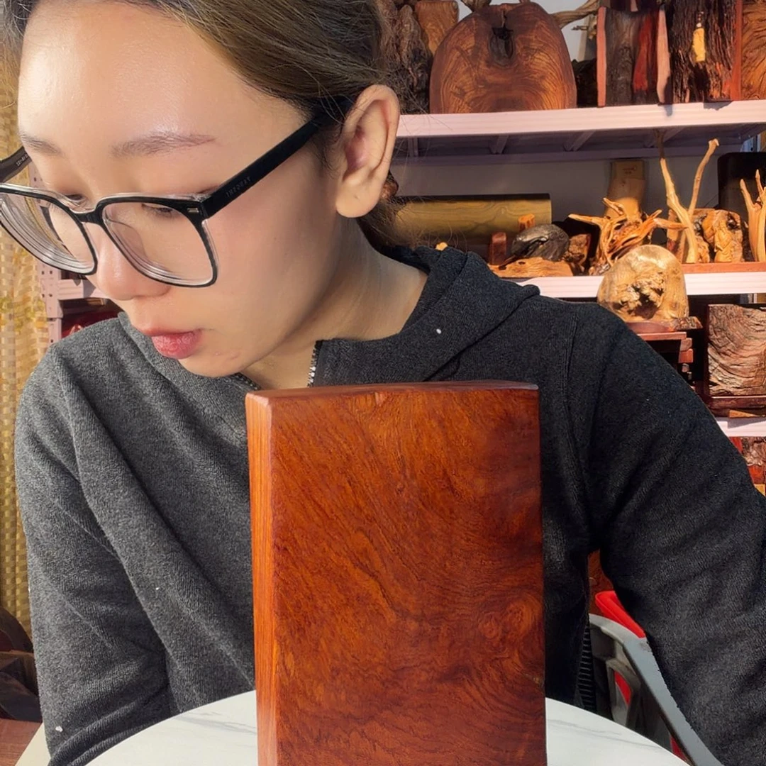 自***迹端景台紫檀木类木木