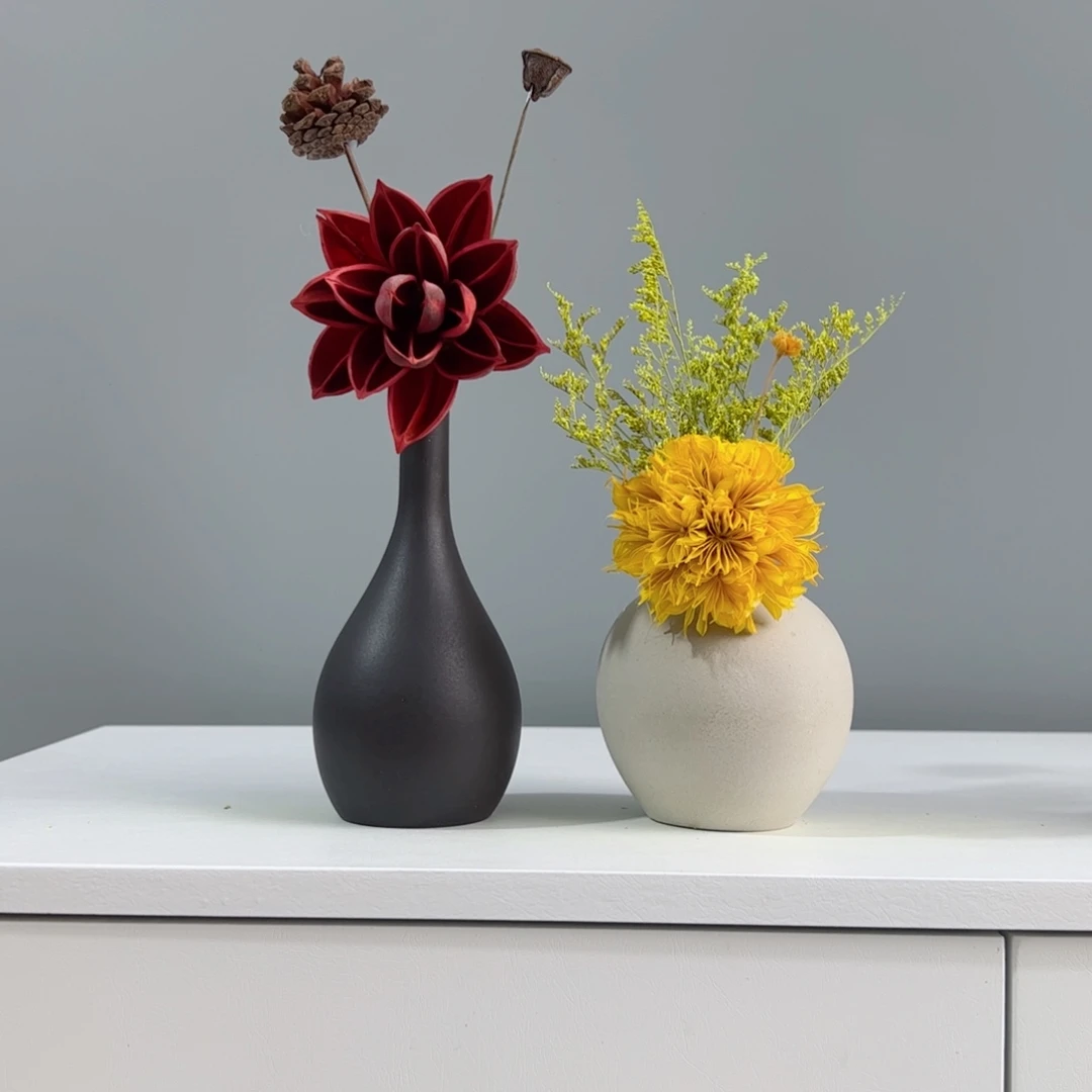 摆件陶瓷小花瓶摆件含花总高约20-30cm