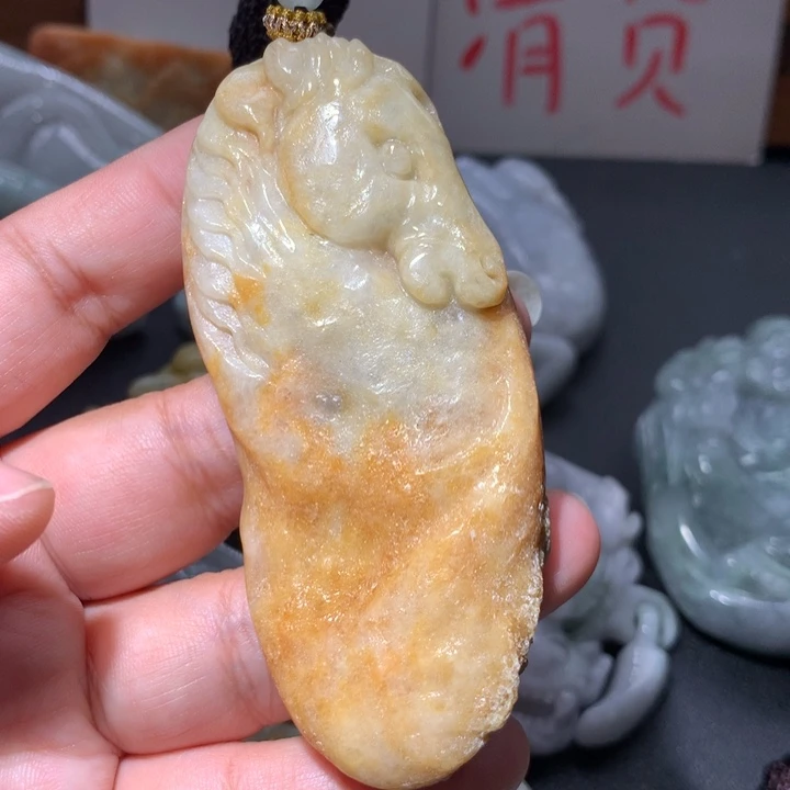 翡翠未镶嵌颈饰保真天然A货翡翠