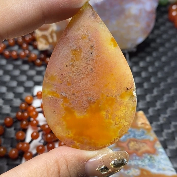 【闪购商品】玛瑙/玉髓颈饰未镶嵌龙***8