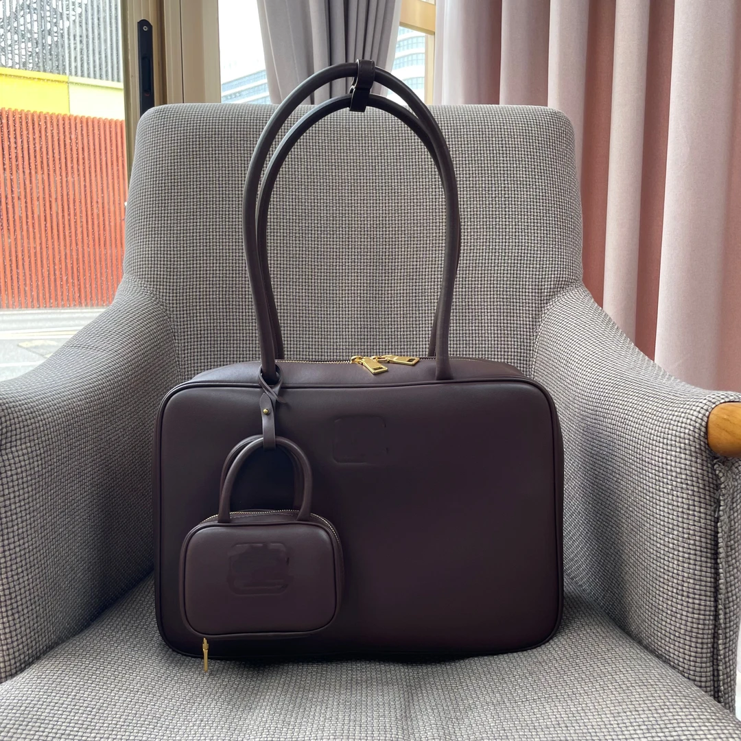 【CEFIRO · 塞飞洛】新品上新！新款女包 WGG-1FB965 乌木色