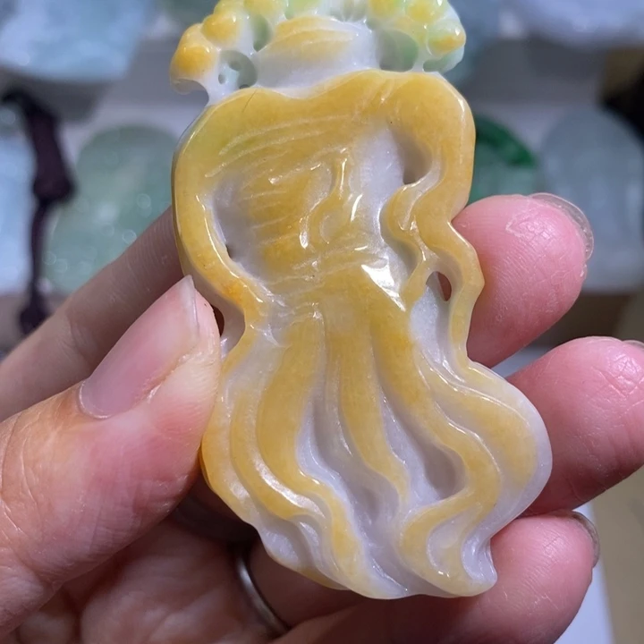 【闪购商品】颈饰未镶嵌翡翠人参