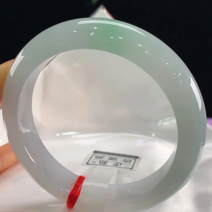 翡翠手镯未镶嵌111-0651