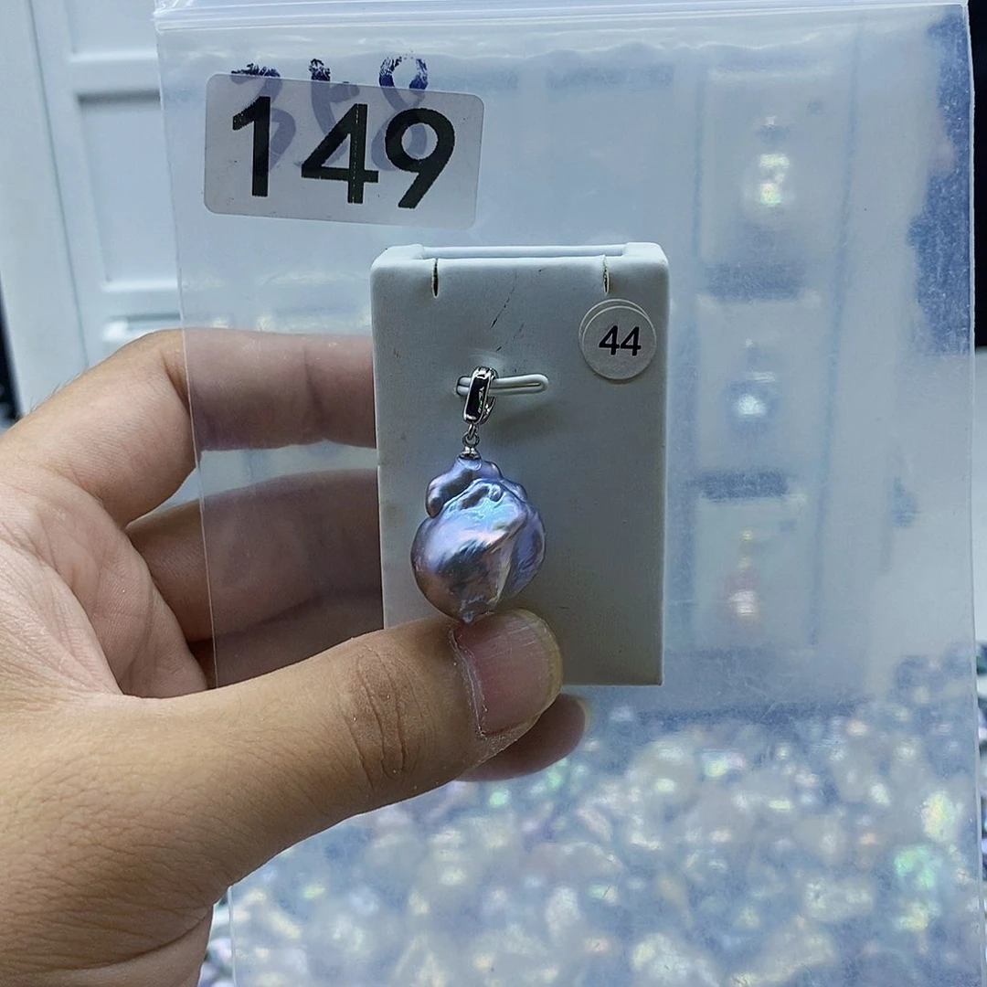 淡水珍珠合金颈饰