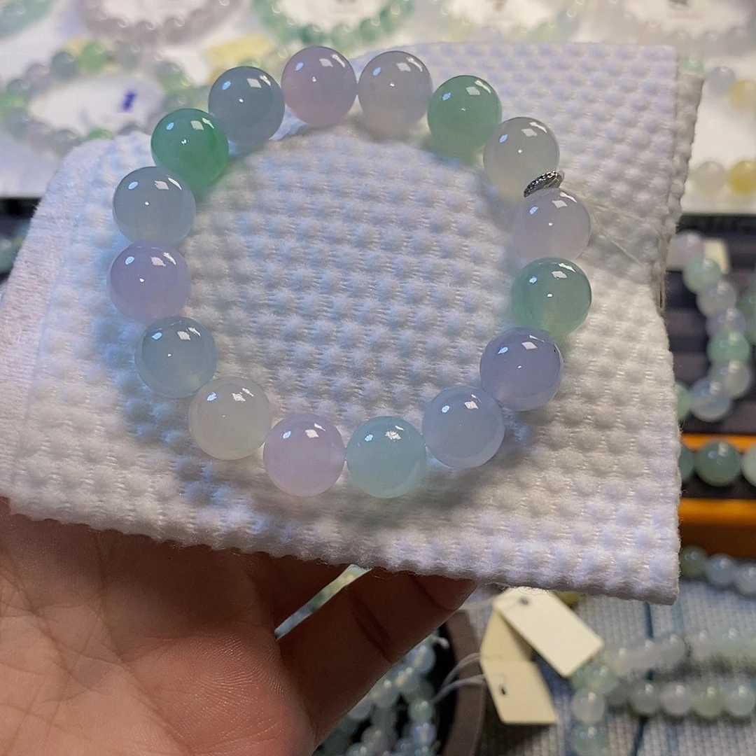 定制翡翠未镶嵌翡翠.