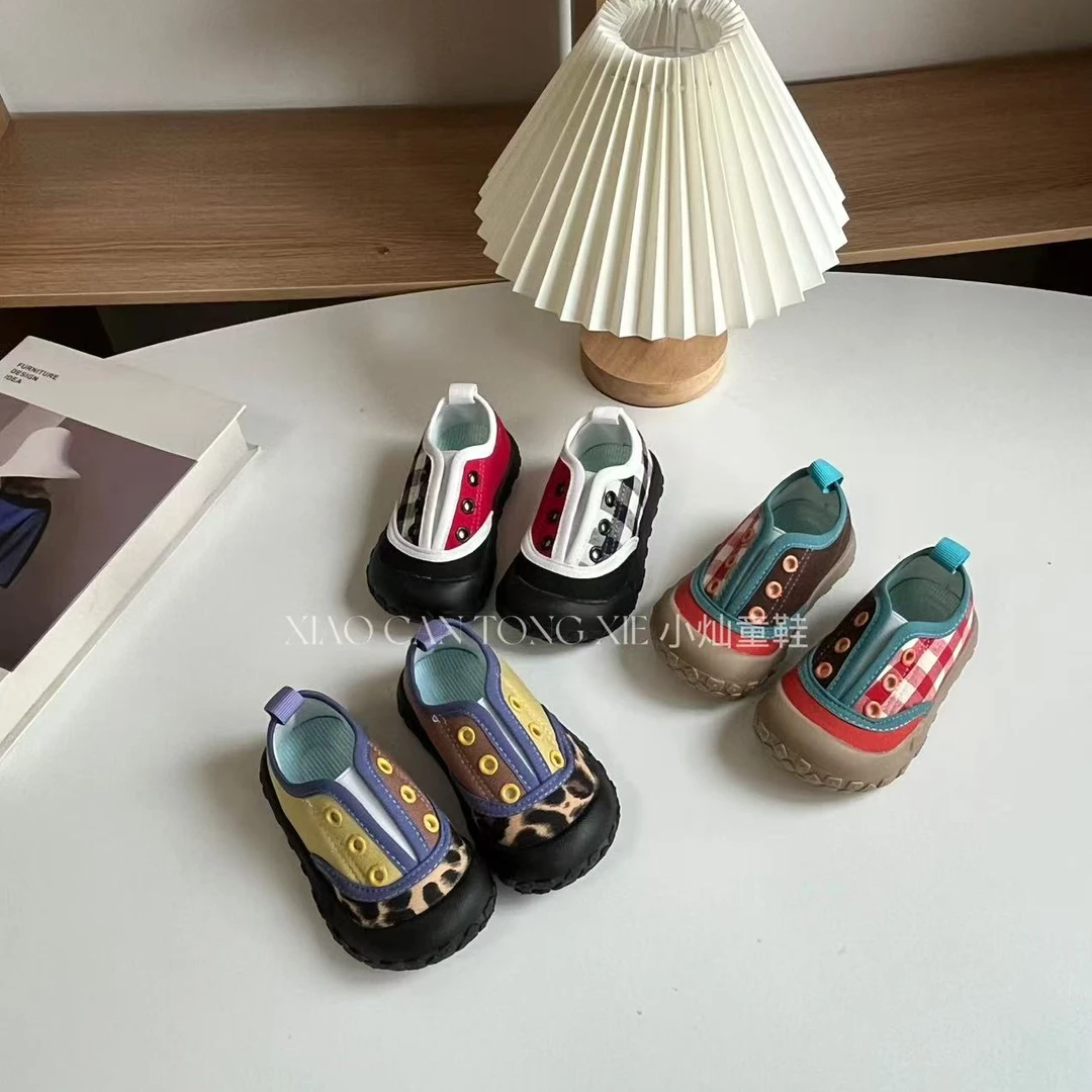 儿童帆布鞋2025秋季新款一脚蹬男女童鞋子韩版拼接幼儿园室内外鞋