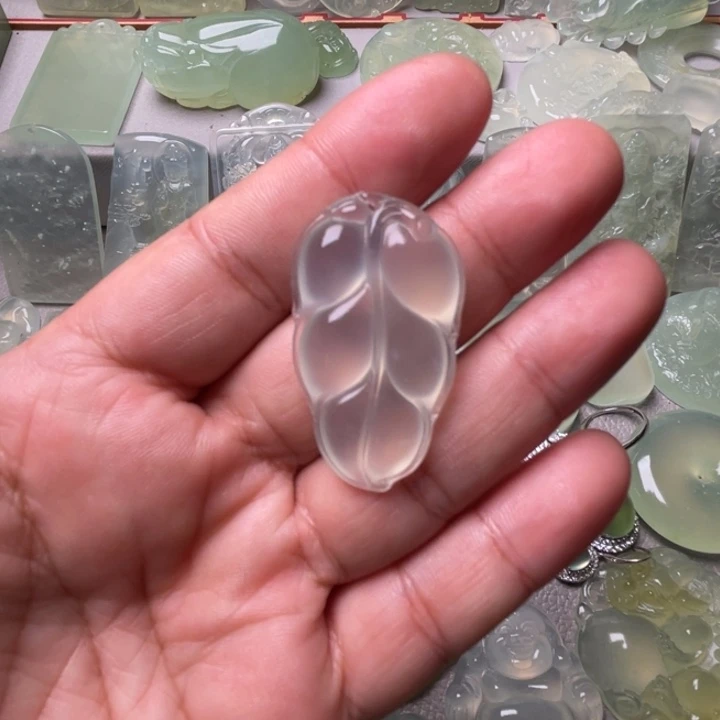 没***达岫玉未镶嵌吊坠(不含链)