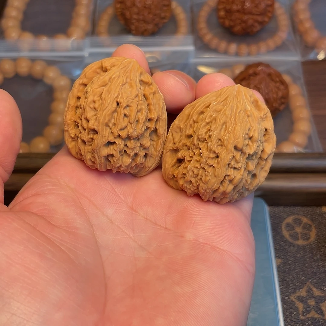 吊坠文玩核桃39尺南疆石