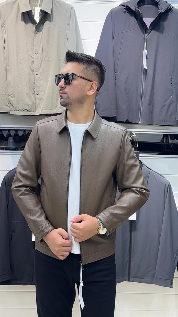 四季通用免烫翻领常规款立领皮衣休闲百搭城市机能风