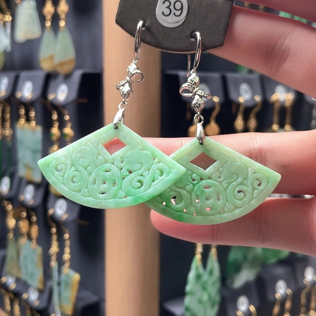 翡翠未镶嵌耳饰翡翠