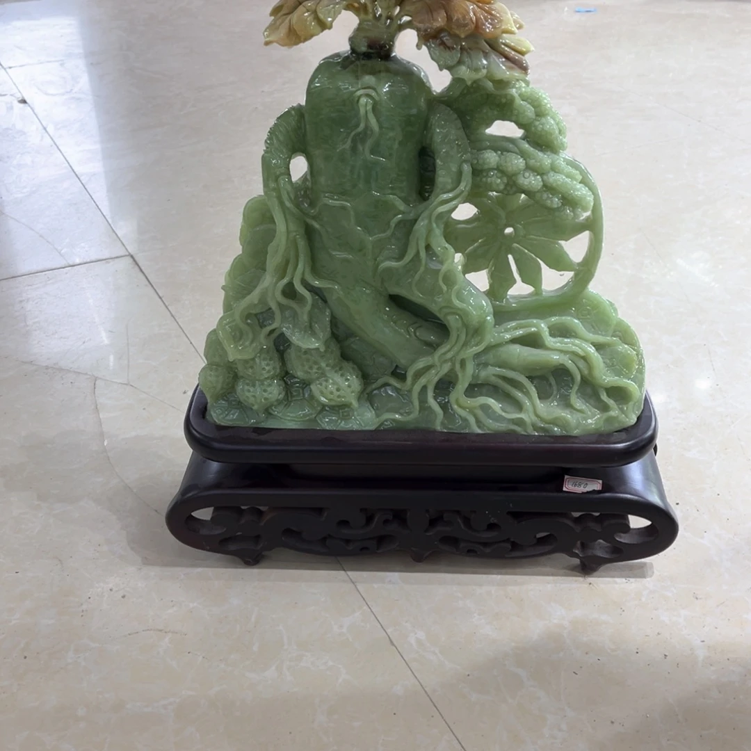 用***8玉手工制作工艺摆件