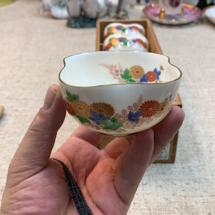 金瓷阁家的美丽瓷器