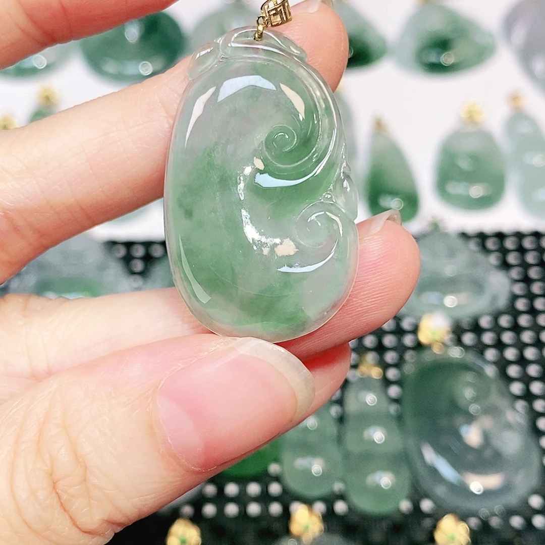 吊坠(不含链)18K金镶嵌翡翠