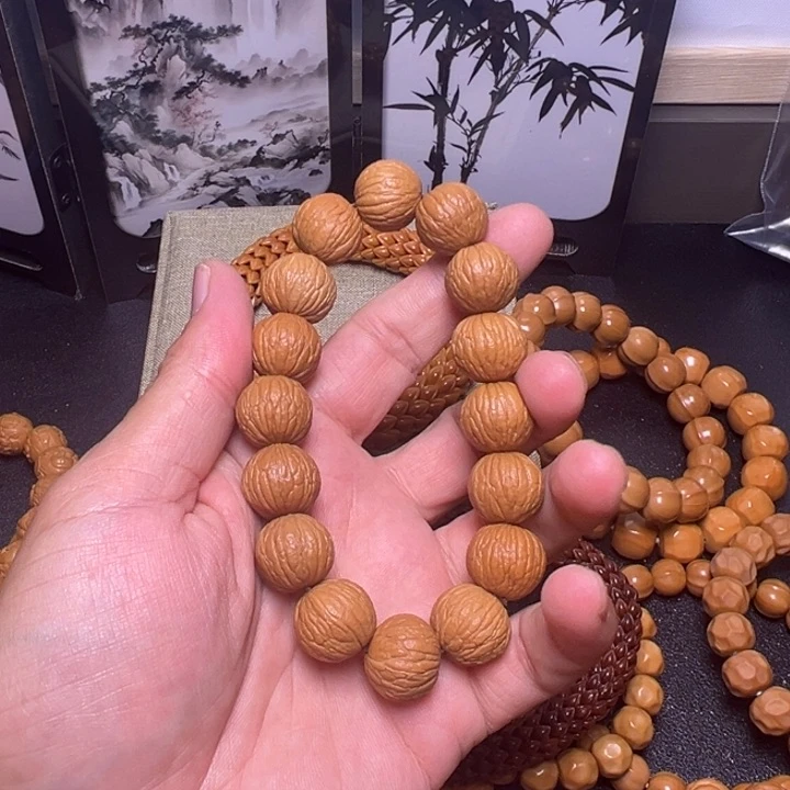 猴头核桃手串风雨