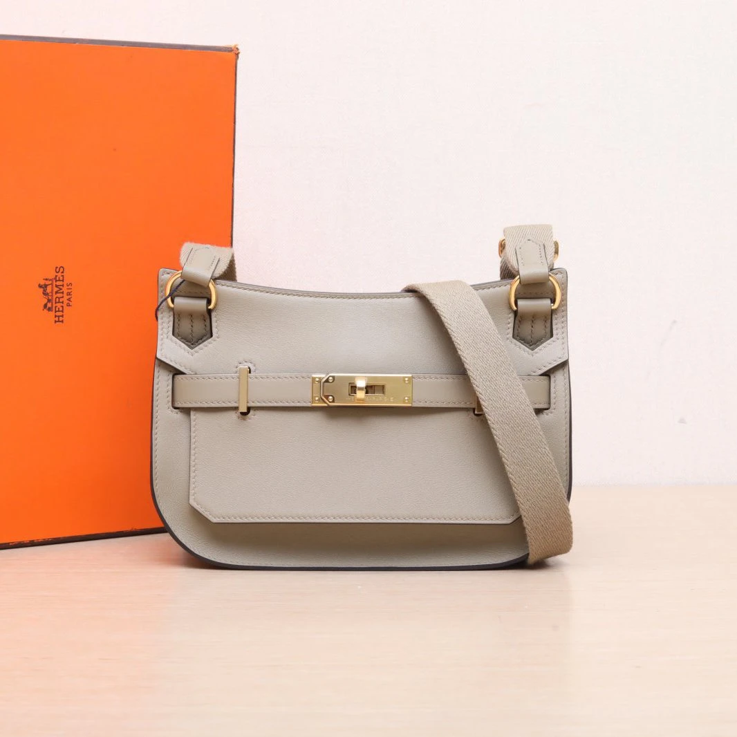 99新 Hermes/爱马仕 【欢欢活动】 吉普赛 mini 8Q马尔法米色 B刻包