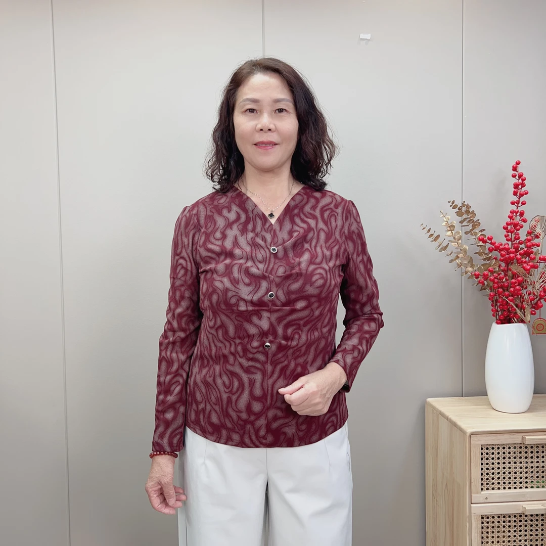 25春秋V领长袖网纱弹力打底休闲长袖休闲百搭减龄女士长袖气质
