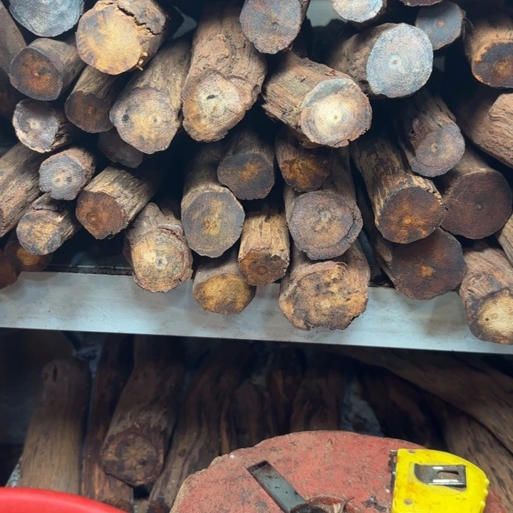 德***龙木降真香开料直播间