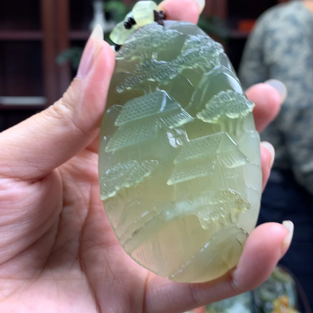 未镶嵌蛇纹石玉颈饰
