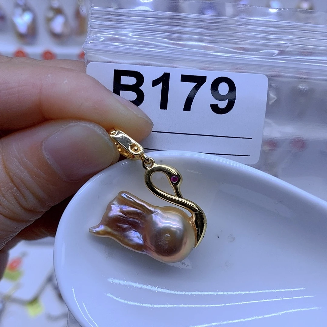 颈饰未镶嵌淡水珍珠