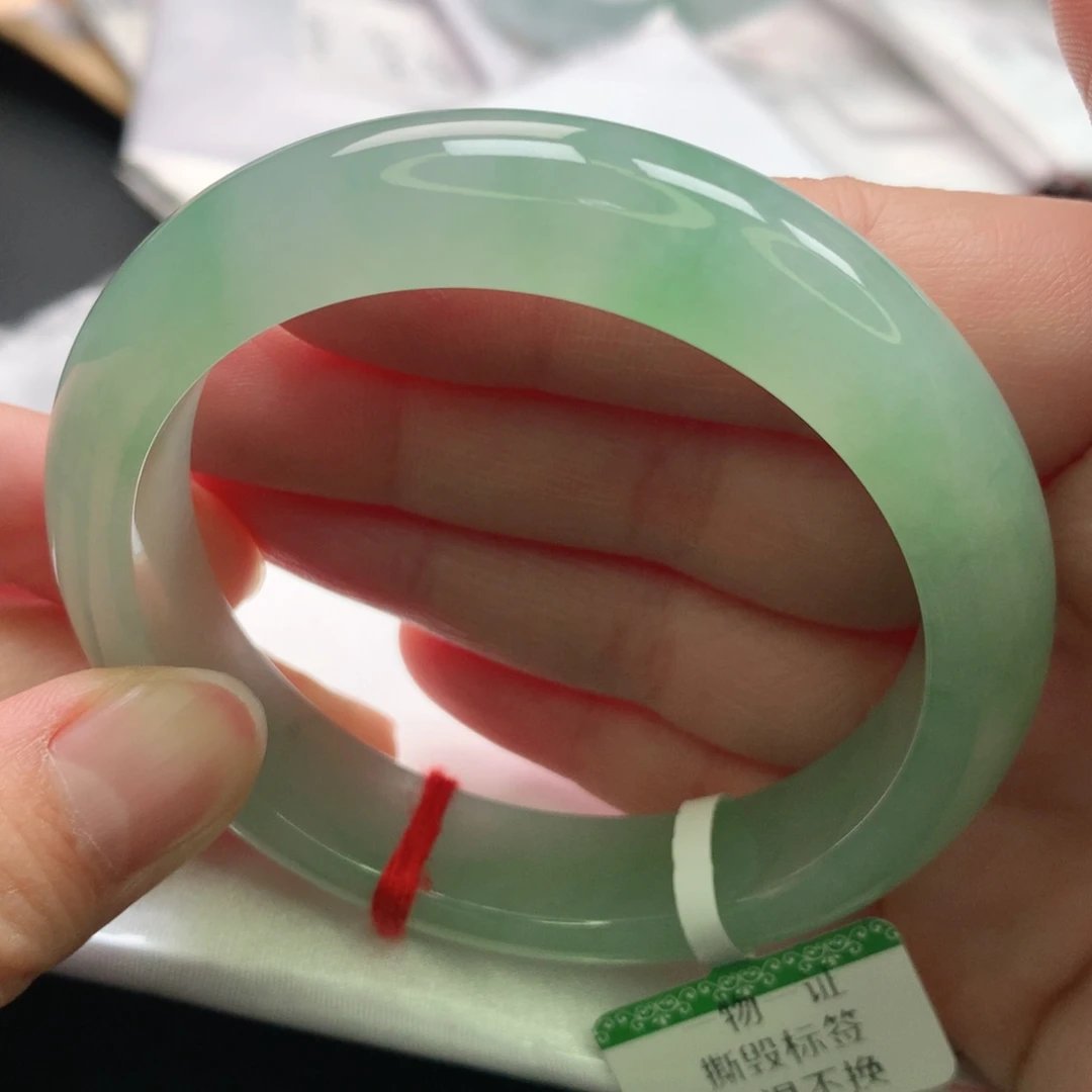 翡翠手镯未镶嵌5455圈