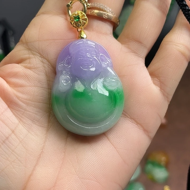 翡翠未镶嵌吊坠(赠链)