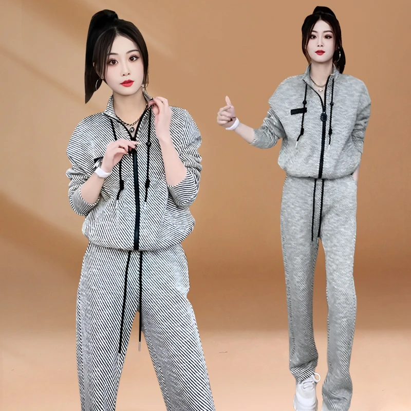 冷淡系女装高级套装洋气显瘦高领短上衣休闲百搭阔腿长裤2025春秋