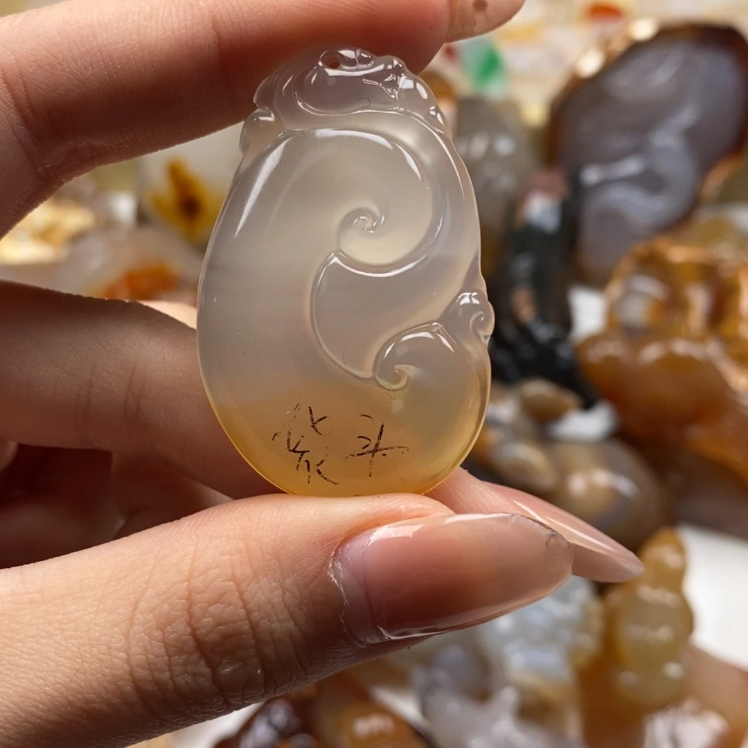 玛瑙/玉髓未镶嵌颈饰