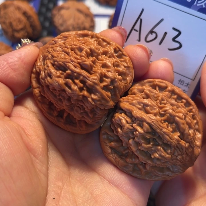 把件桃核46虎头A613