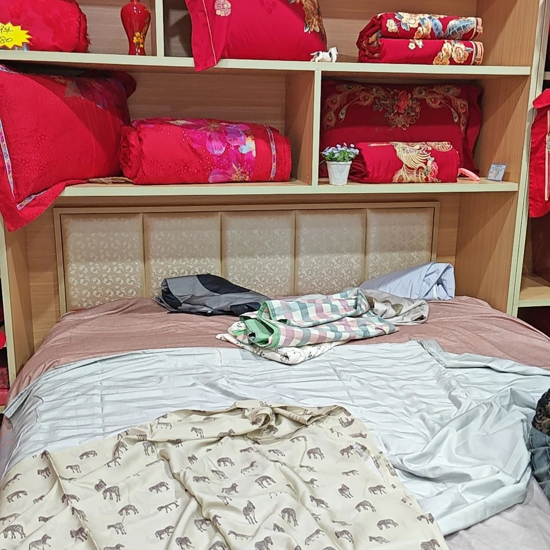 银鼠毛50支天丝床单2.0*2.3小马。