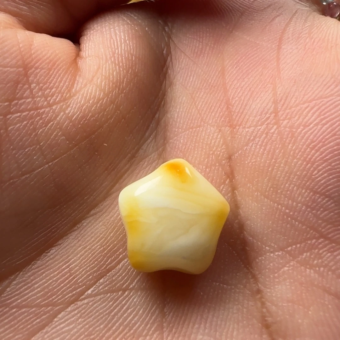 未镶嵌颈饰蜜蜡白花蜡星星提溜（打孔备注不退换）