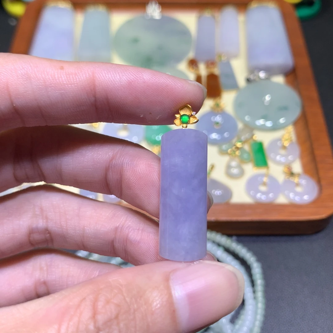 吊坠(不含链)18K金镶嵌翡翠