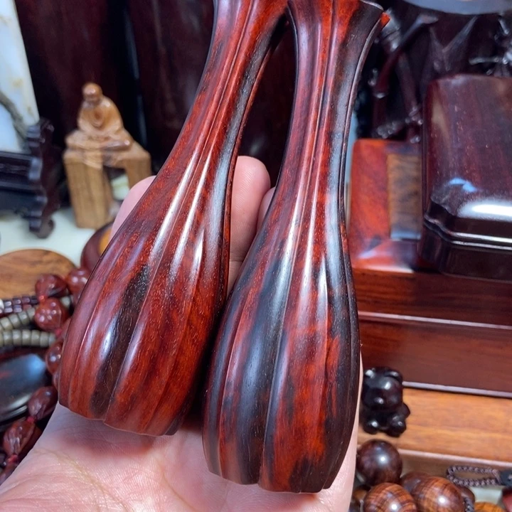 檀香紫檀（小叶紫檀）瓶子一对