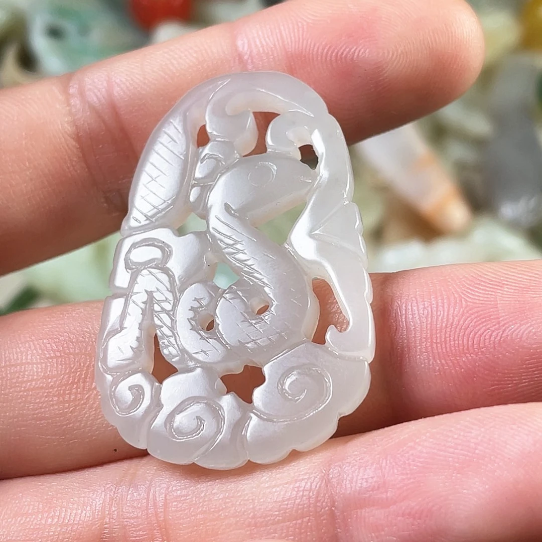 和田玉（糖玉）颈饰未镶嵌