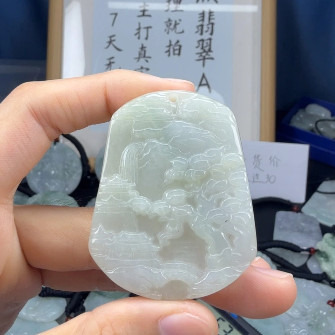 翡翠未镶嵌颈饰翡翠