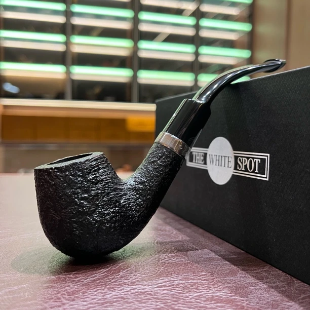 英国The white spot黑喷砂4213石楠木烟斗内径19.6深36.5长143.3