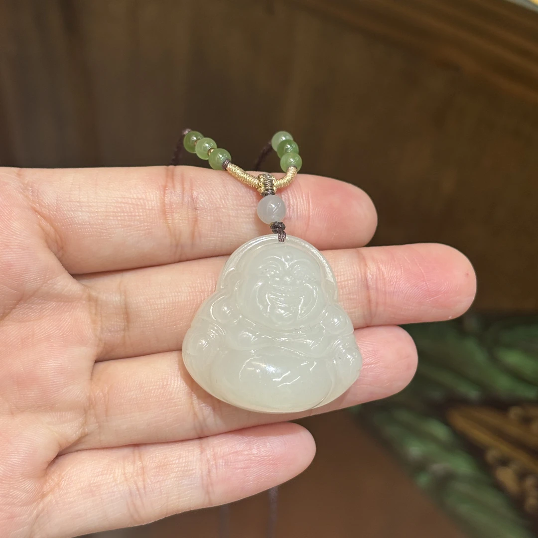 112022wm和田玉青海料白玉佛公吊坠挂件约30*10.9多样性发其一
