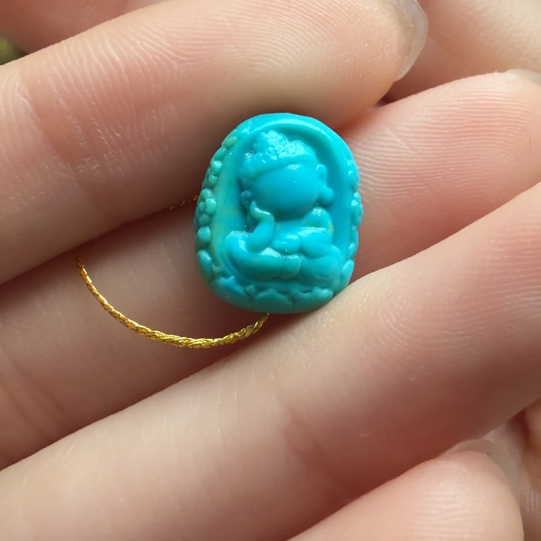 绿松石未镶嵌颈饰