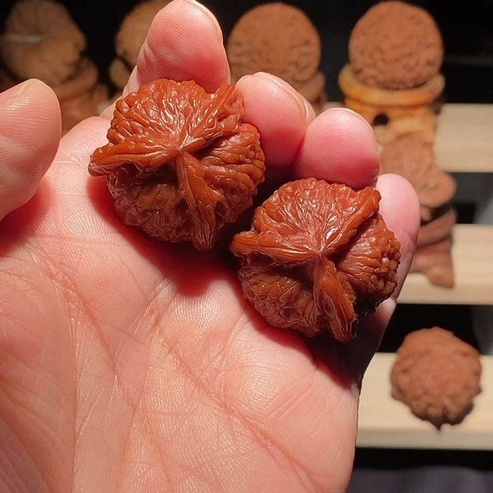 吊坠文玩核桃龙胆奔