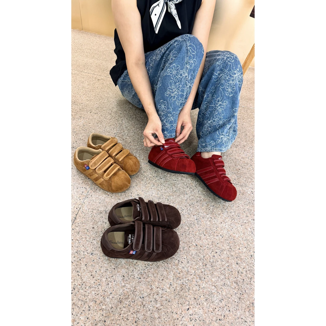 新款时尚百搭简约气质休闲平底鞋X25809