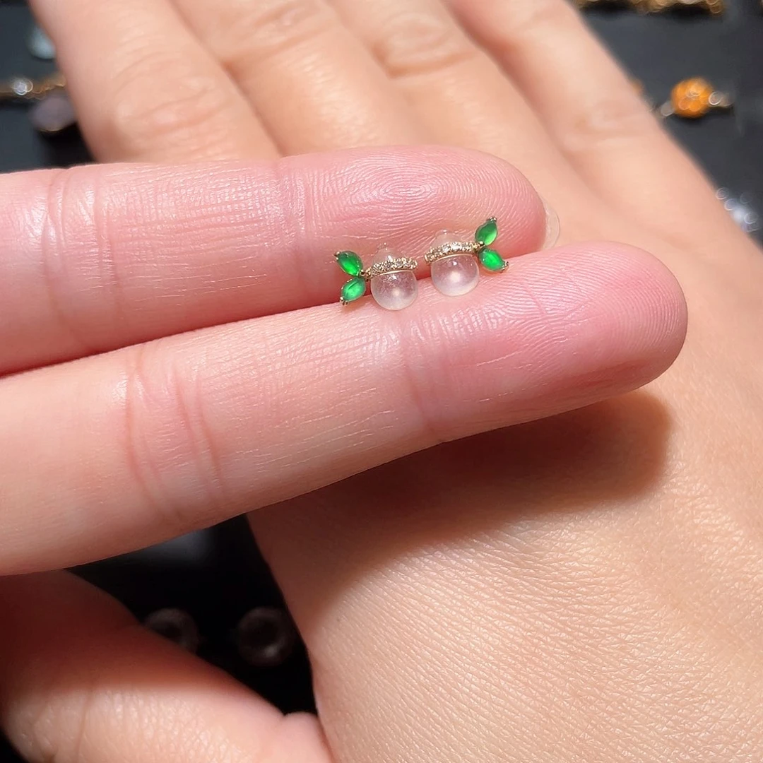 翡翠耳饰18K金镶嵌南非钻