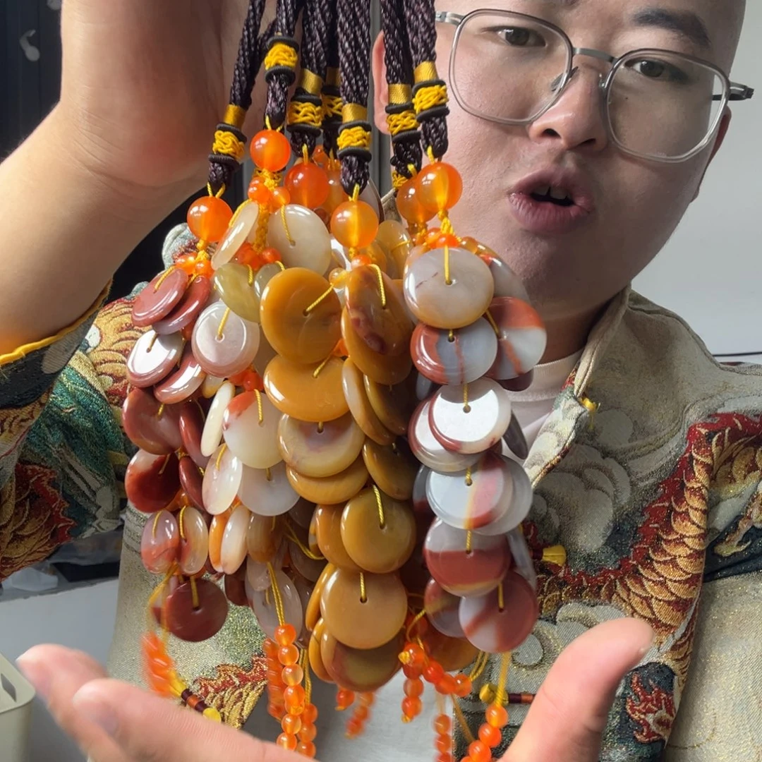 未镶嵌石英质玉（黄龙玉）黄龙玉