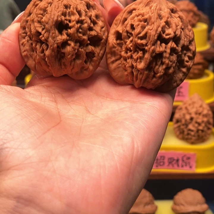 摆件核桃43尺虎头王全品