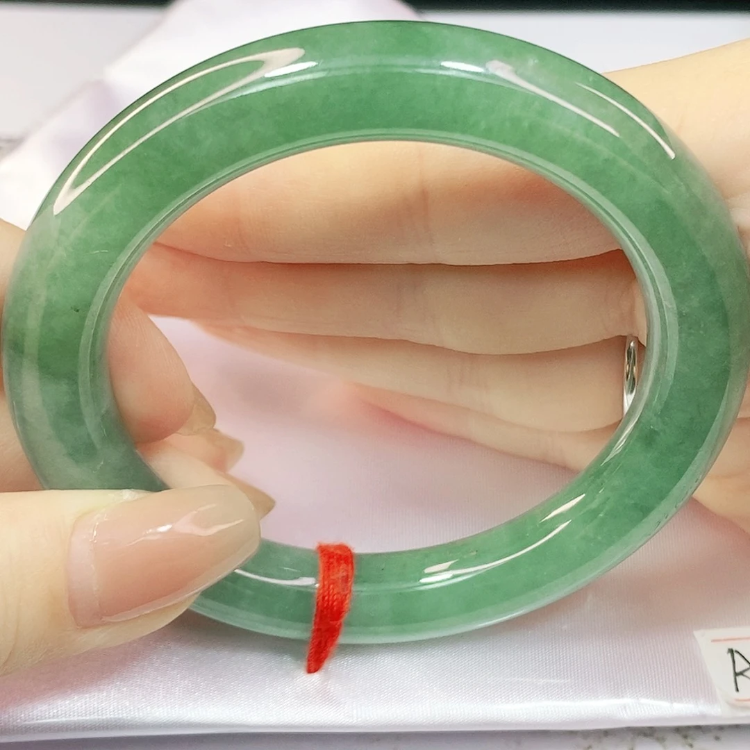 翡翠手镯未镶嵌56