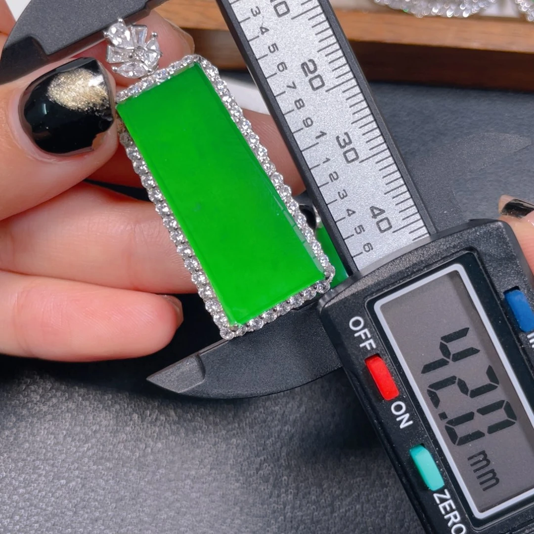 翡翠银S925镶嵌挂件bjjnm