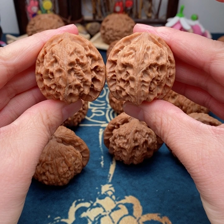 文玩核桃把件苹果园36