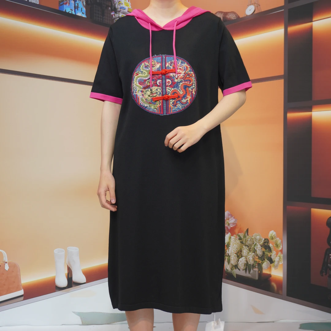 颖宝原创 2629  夏季新款简约重奢时尚气质设计师款连衣裙连帽