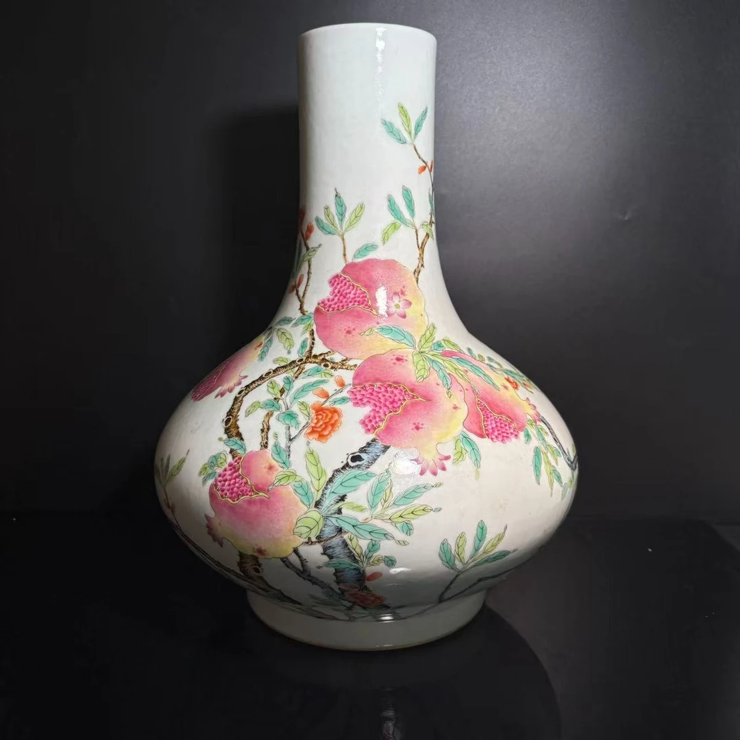 Lot25-Z-粉彩天球瓶-清同治年制款H:34cm-BJ12090100001123
