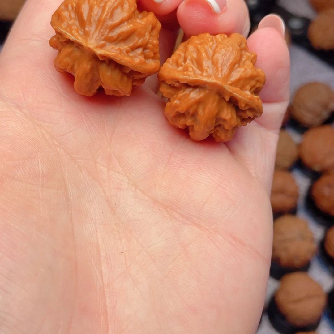 把件文玩核桃多棱灯笼