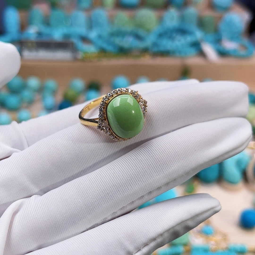 绿松石珠宝奇石18K金镶嵌